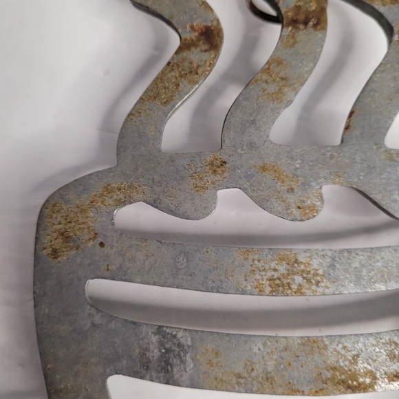 Vintage cast iron trivet . 276 - Picture 6 of 9